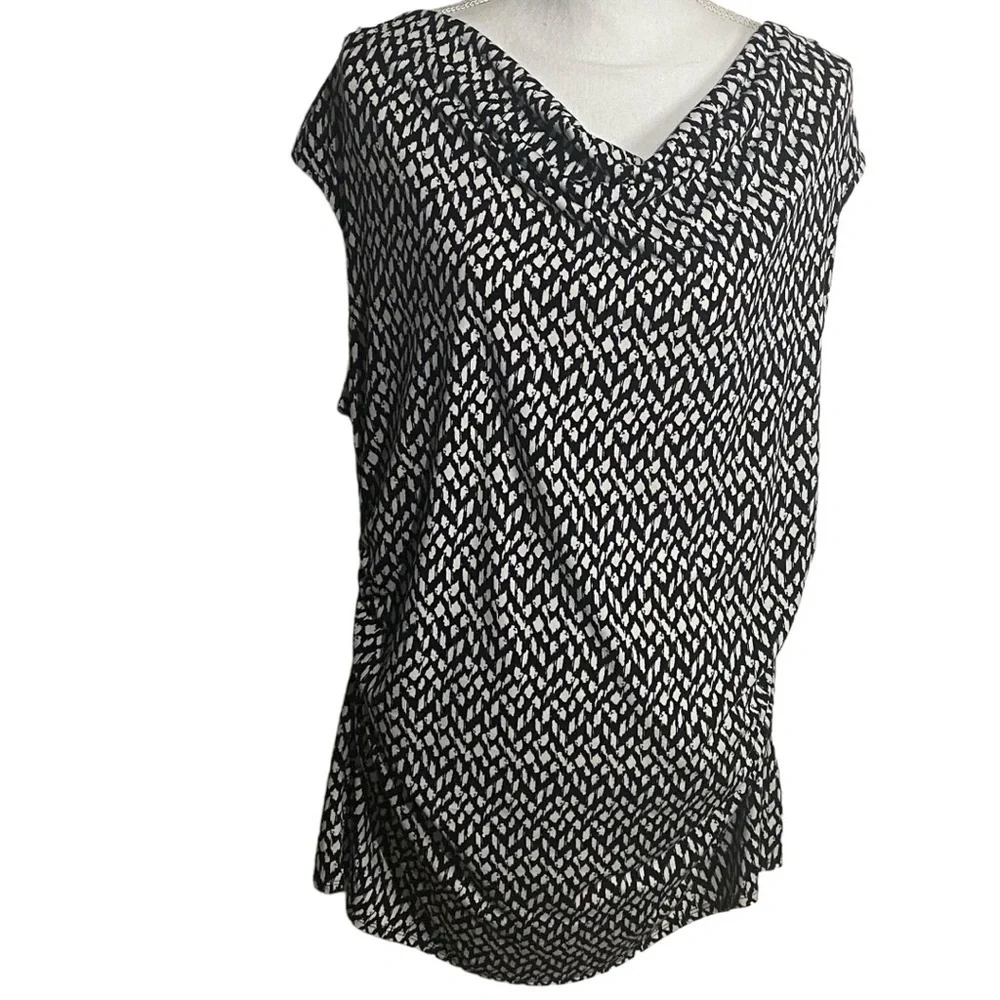 Chaus Cream & Black Print Short Sleeve Rouched Seam Career Top - Picture 4 of 6
